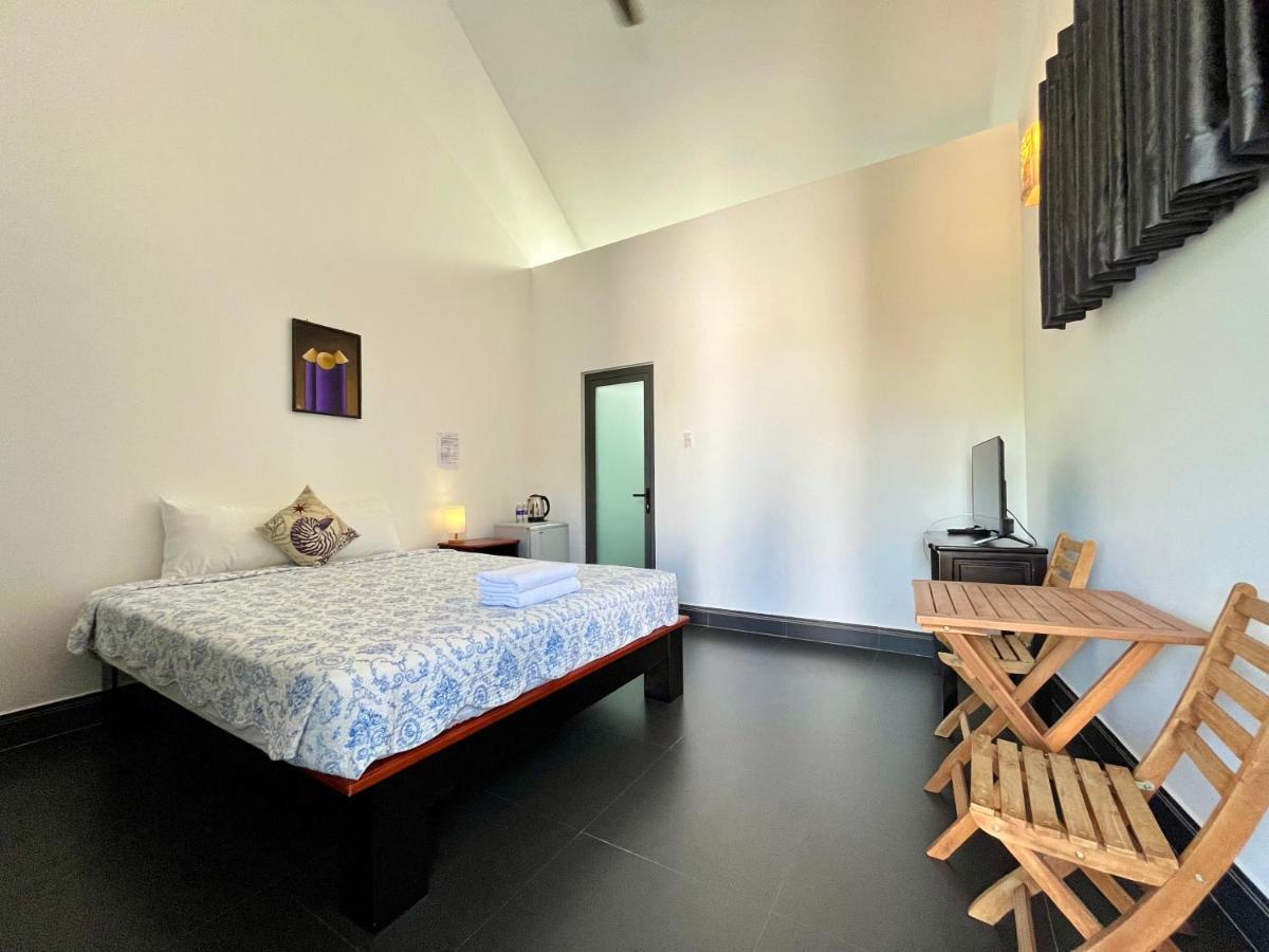 Catsen & Pool Hotel